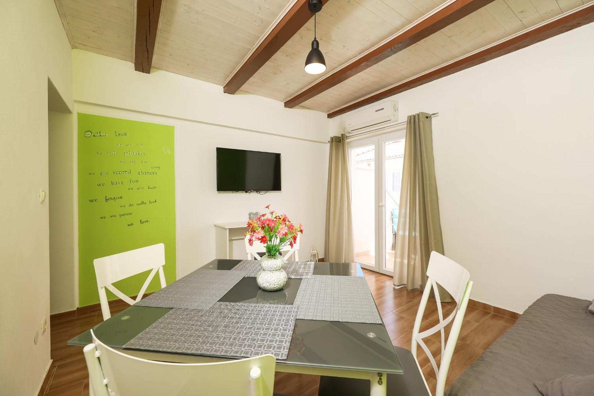 Apartments Feliks Ljubač Eksteriør bilde