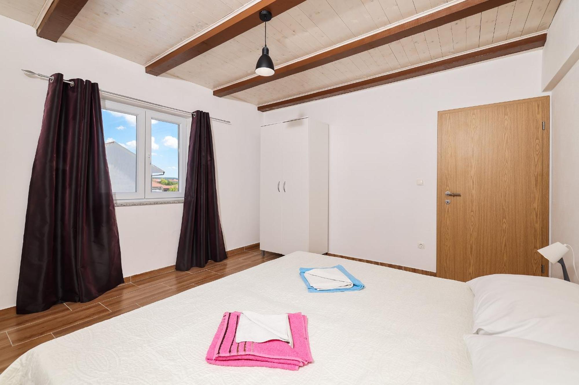 Apartments Feliks Ljubač Eksteriør bilde