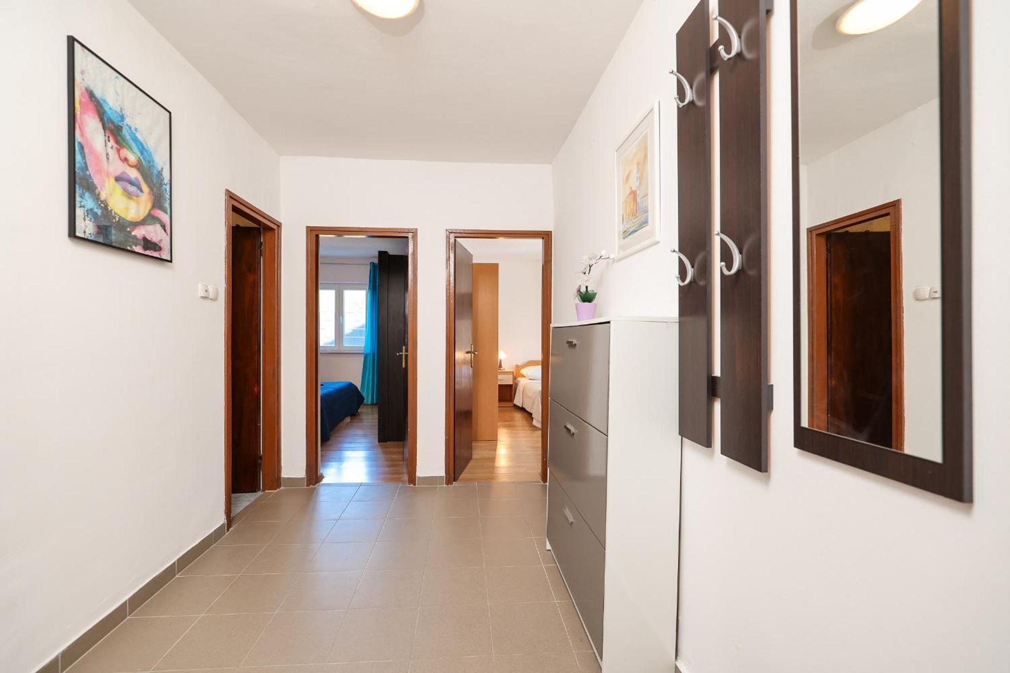 Apartments Feliks Ljubač Rom bilde